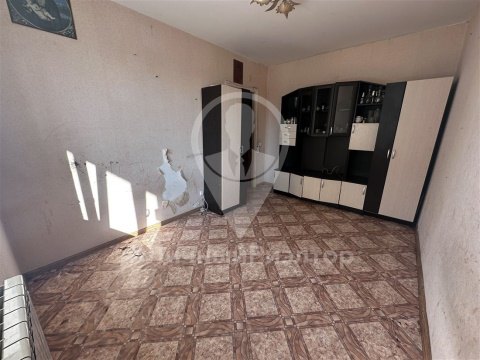 2-к квартира, 3/3 эт., 34м²