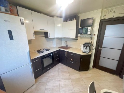2-к квартира, 3/5 эт., 46м²