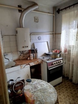 3-к квартира, 2/4 эт., 39м²