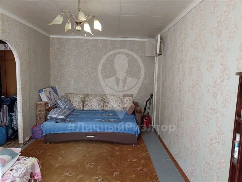 1-к квартира, 1/2 эт., 32м²
