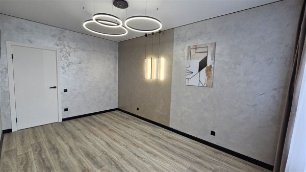 1-к квартира, 19/20 эт., 37м²