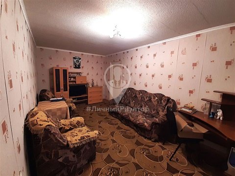 2-к квартира, 3/3 эт., 48м²