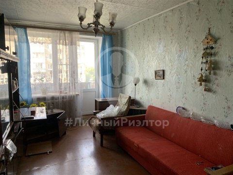 2-к квартира, 7/10 эт., 42м²