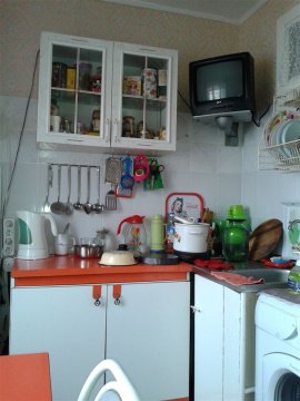 3-к квартира, 9/9 эт., 60м²