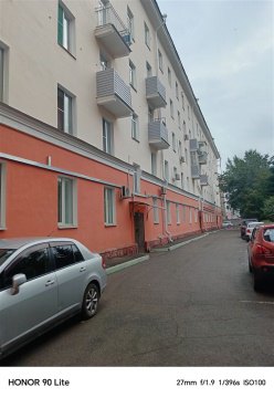 4-к квартира, 4/5 эт., 94м²