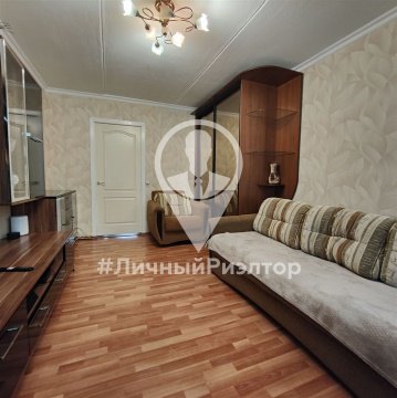 2-к квартира, 4/5 эт., 46м²