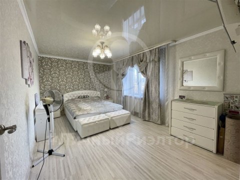 2-к квартира, 4/17 эт., 69м²