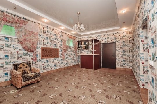 Дом 230м², участок 10,5 сот.