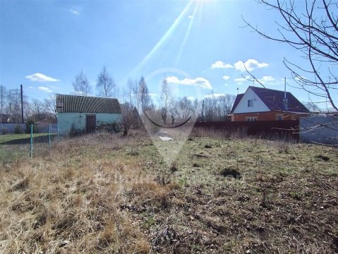 Дом 20м², участок 20 сот.