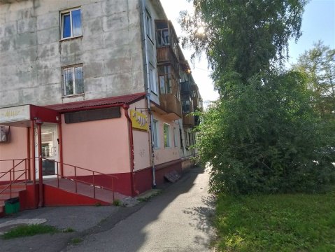 3-к квартира, 2/3 эт., 55м²