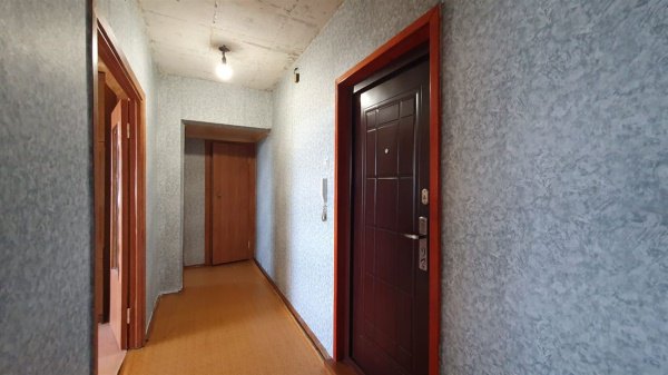 2-к квартира, 7/9 эт., 50м²