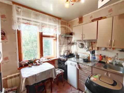 3-к квартира, 4/5 эт., 59м²