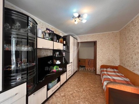 2-к квартира, 3/5 эт., 42м²