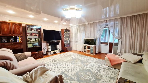 4-к квартира, 1/4 эт., 120м²