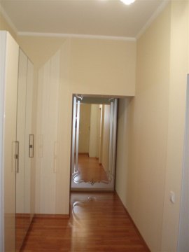 2-к квартира, 3/17 эт., 85м²