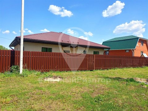 Дом 106м², участок 10 сот.