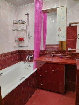 3-к квартира, 1/9 эт., 66м²