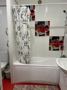 2-к квартира, 1/2 эт., 35м²