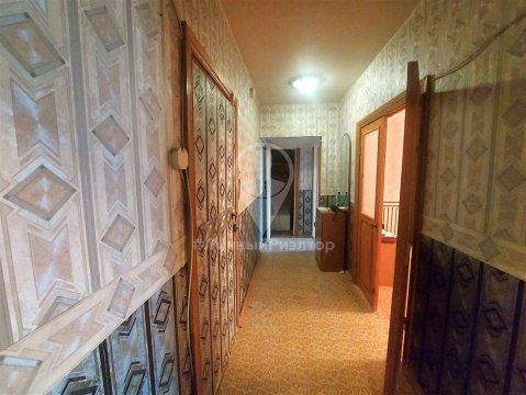 2-к квартира, 4/10 эт., 50м²