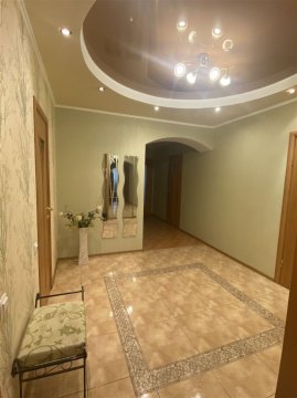 3-к квартира, 1/10 эт., 86м²