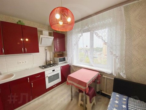 2-к квартира, 8/9 эт., 54м²