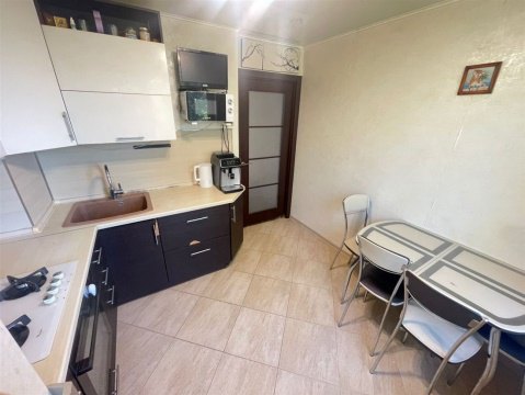 2-к квартира, 3/5 эт., 46м²