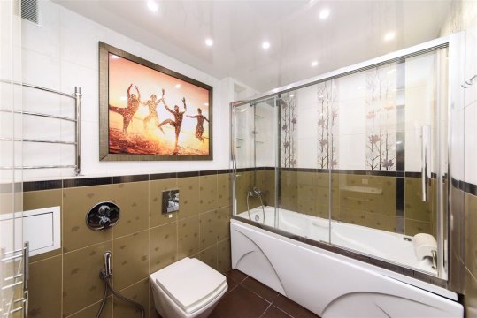 3-к квартира, 3/10 эт., 83м²