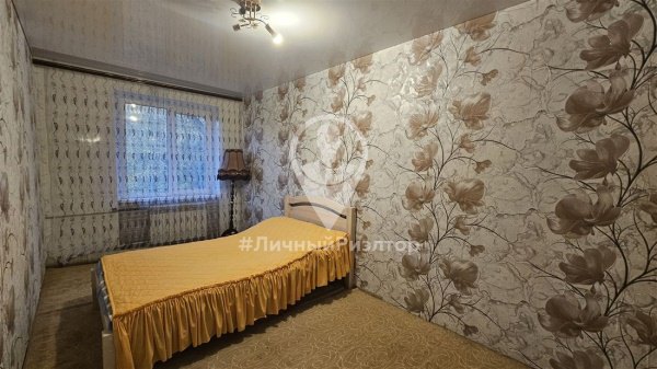 3-к квартира, 3/3 эт., 60м²