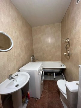 2-к квартира, 3/3 эт., 45м²