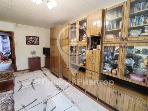 2-к квартира, 5/5 эт., 47м²