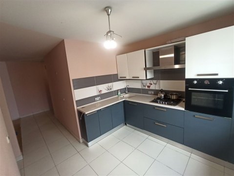 2-к квартира, 8/11 эт., 46м²