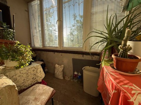 3-к квартира, 1/10 эт., 81м²