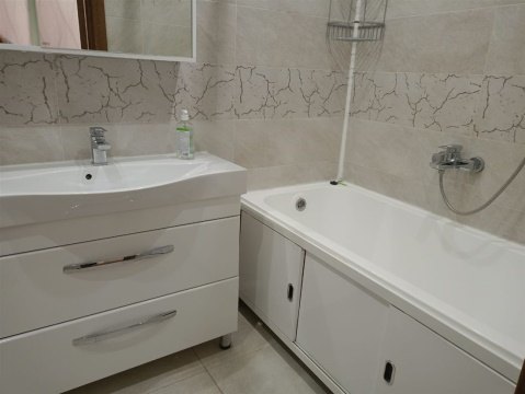 2-к квартира, 14/20 эт., 63м²