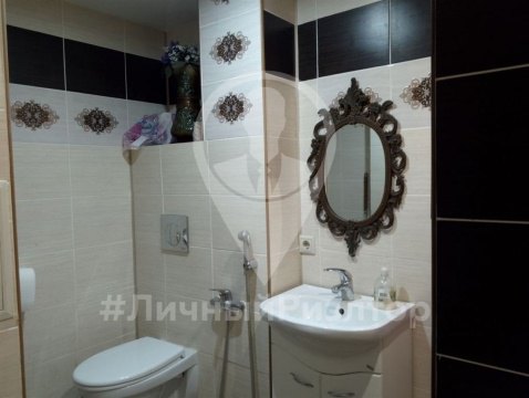 2-к квартира, 2/6 эт., 52м²