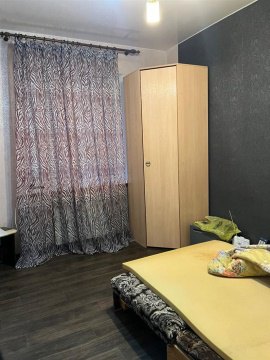 2-к квартира, 3/3 эт., 45м²