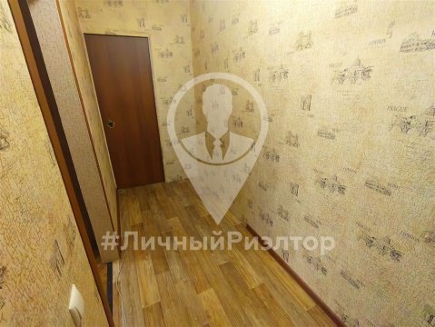 3-к квартира, 1/9 эт., 53м²