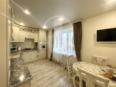 3-к квартира, 2/3 эт., 74м²