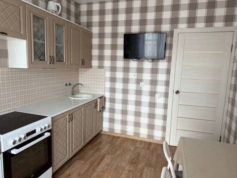 1-к квартира, 3/10 эт., 37м²