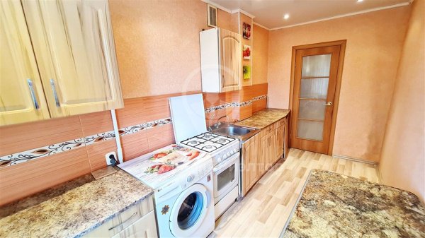 4-к квартира, 2/5 эт., 61м²