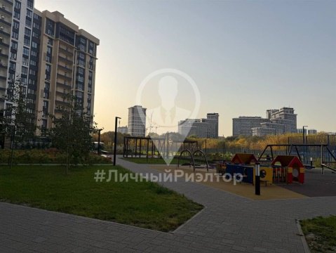 1-к квартира, 25/25 эт., 44м²