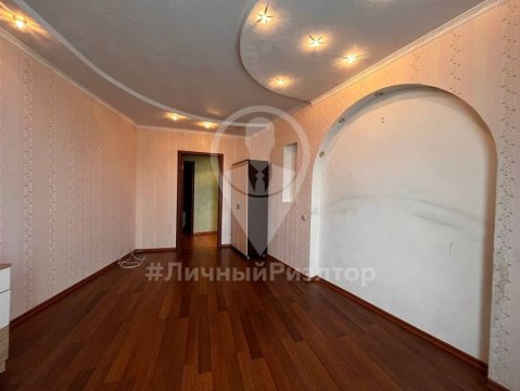 3-к квартира, 5/9 эт., 94м²