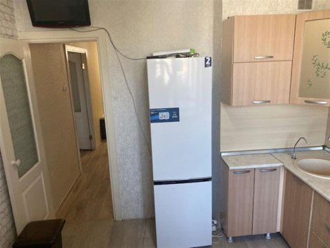 1-к квартира, 10/10 эт., 40м²