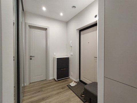 2-к квартира, 17/25 эт., 49м²