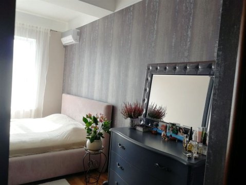 2-к квартира, 6/7 эт., 65м²