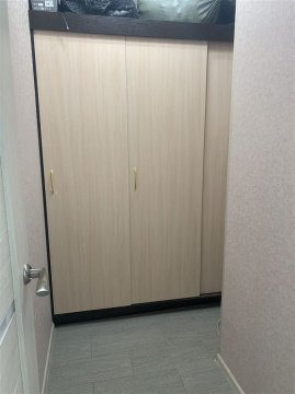 2-к квартира, 1/3 эт., 53м²