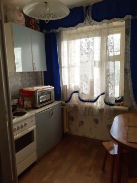 2-к квартира, 3/10 эт., 48м²