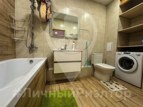 3-к квартира, 1/16 эт., 74м²