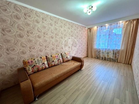 3-к квартира, 9/10 эт., 83м²