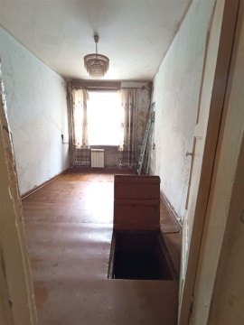 3-к квартира, 1/3 эт., 45м²