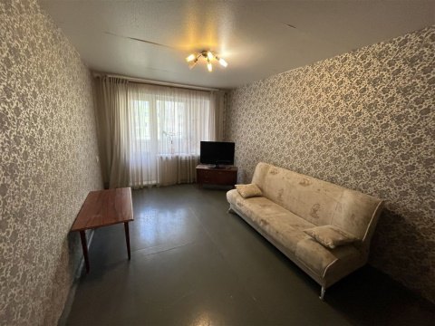 3-к квартира, 5/9 эт., 63м²
